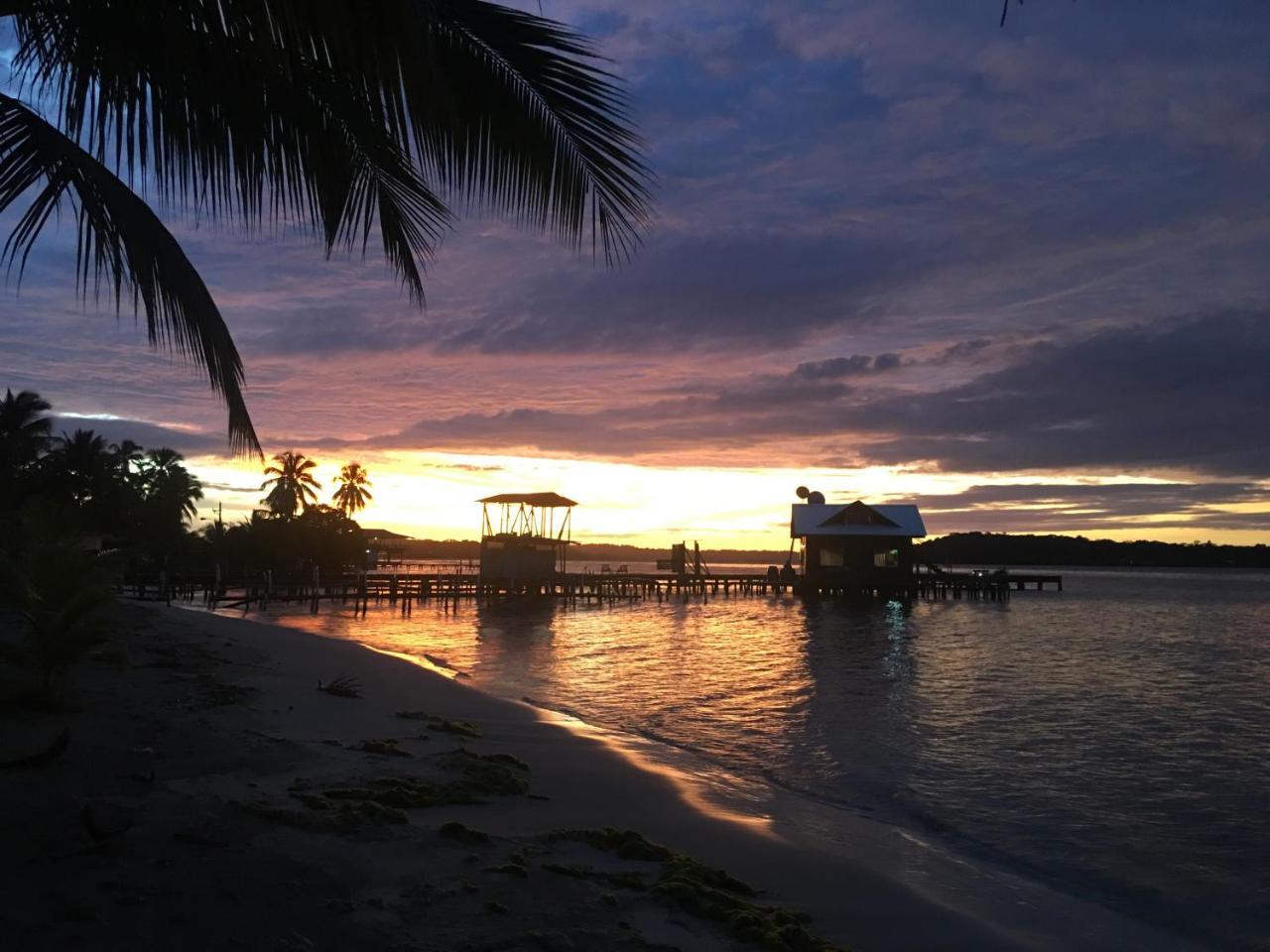 Dona Mara Gastro Hotel Bocas del Toro Esterno foto